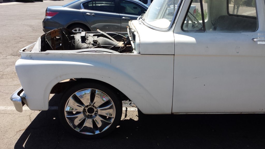 ghetto front whl.jpeg